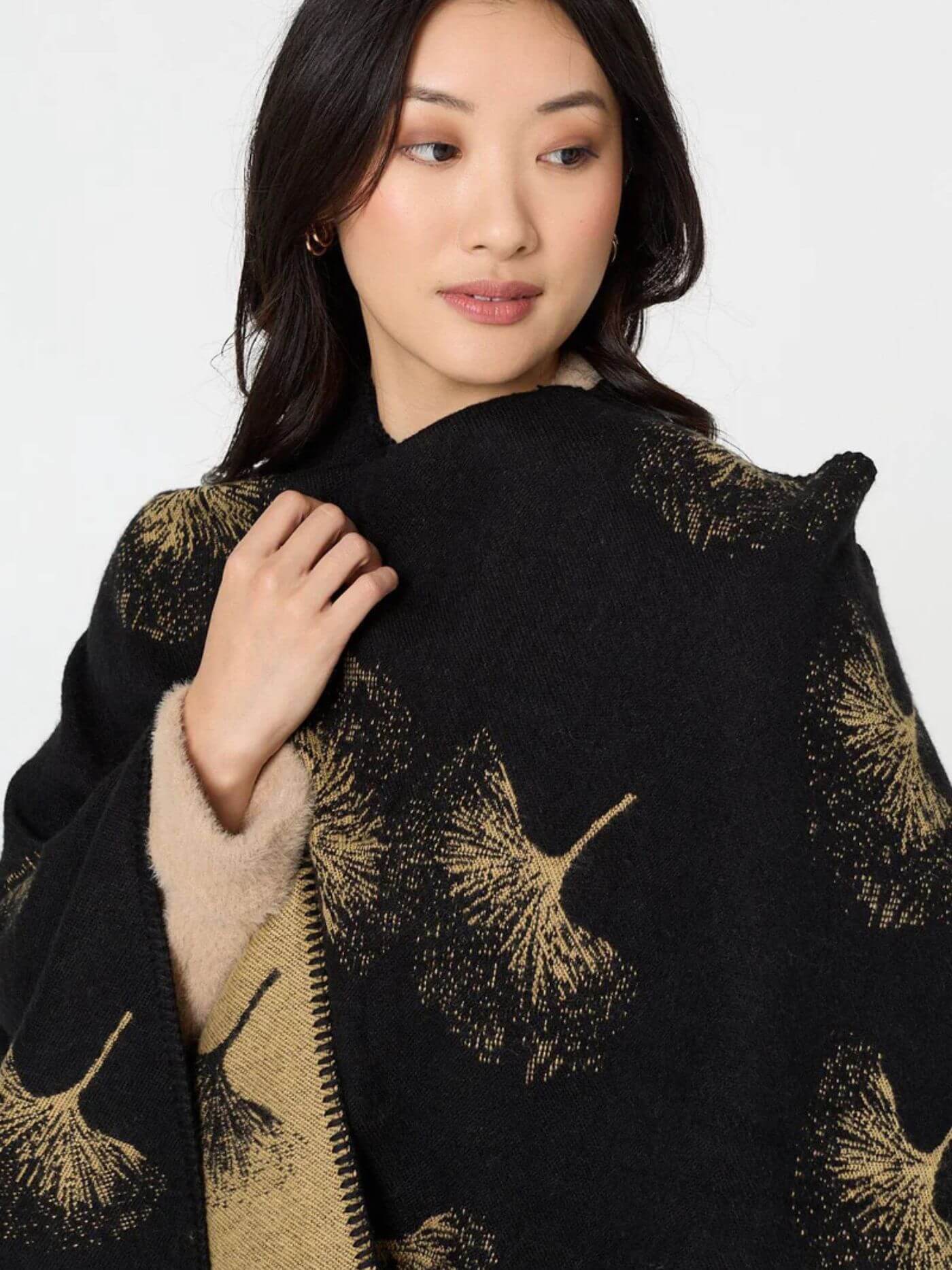 Cape Élégante et Douillette - oomedo™